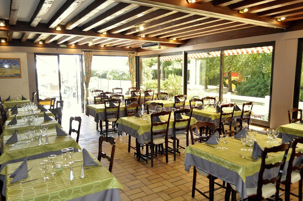 Hotel Restaurant Le Relais De Pouilly Экстерьер фото