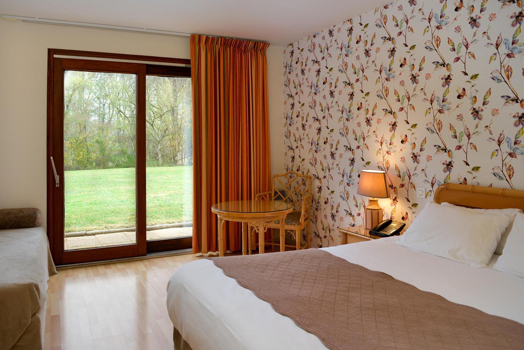 Hotel Restaurant Le Relais De Pouilly Экстерьер фото