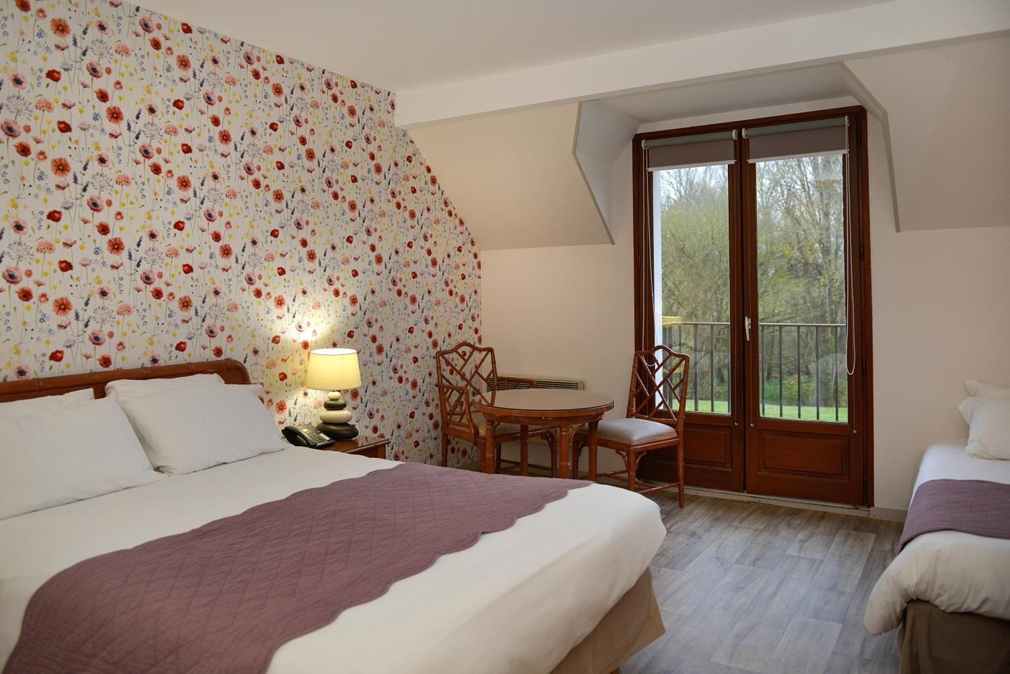 Hotel Restaurant Le Relais De Pouilly Экстерьер фото