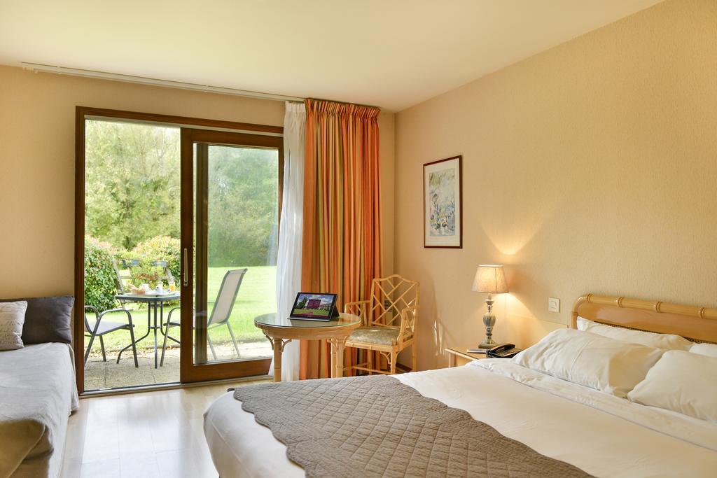 Hotel Restaurant Le Relais De Pouilly Экстерьер фото
